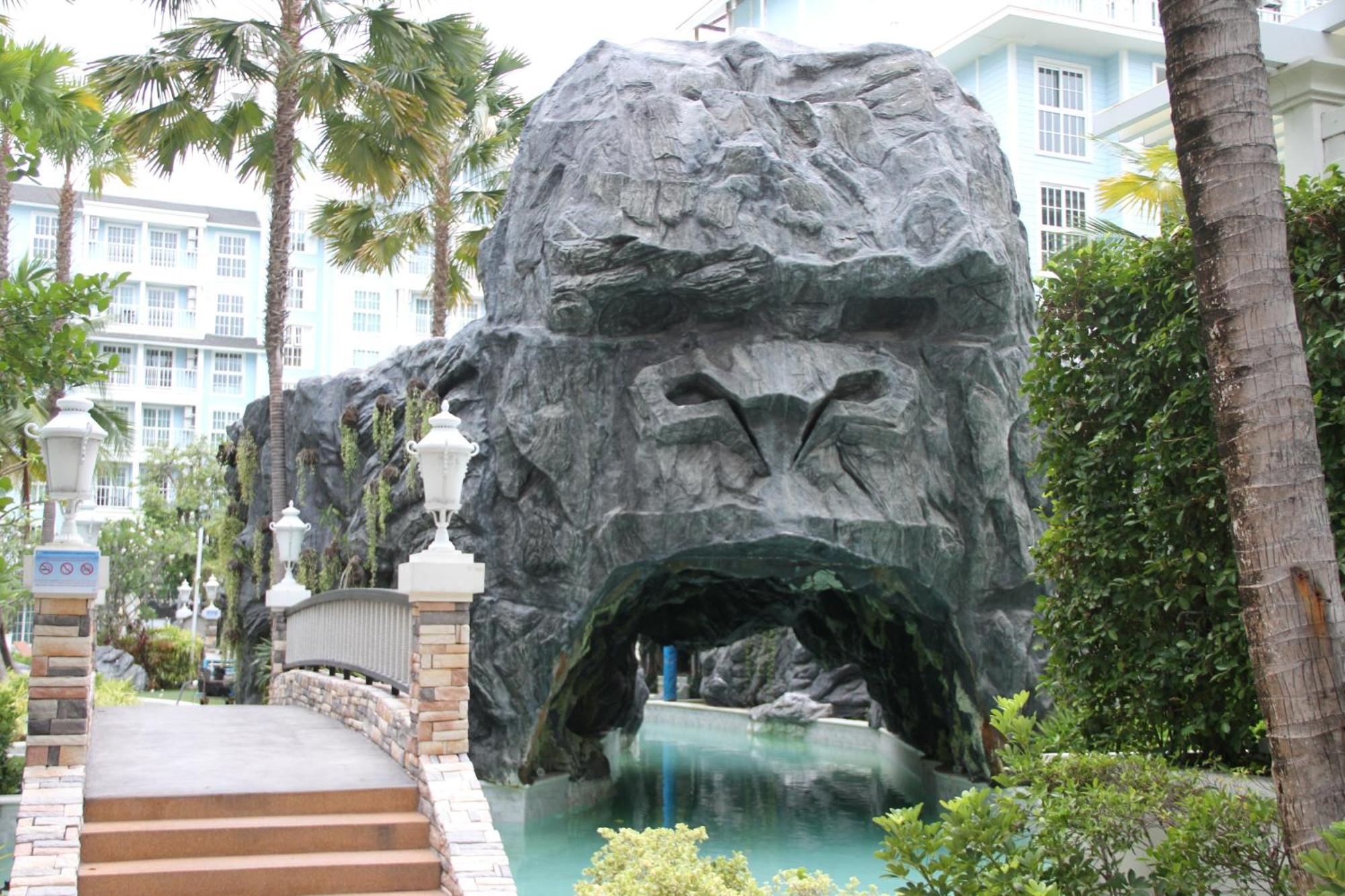 Grand Florida芭提雅带免费游泳池温泉和健身房和办公区水上花园公寓e208 Na Chom Thian Esterno foto