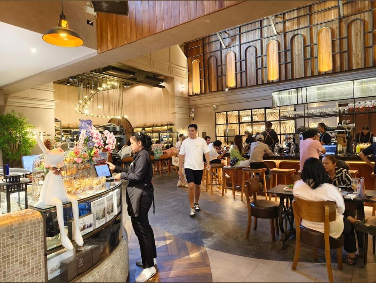 Grand Florida芭提雅带免费游泳池温泉和健身房和办公区水上花园公寓e208 Na Chom Thian Esterno foto